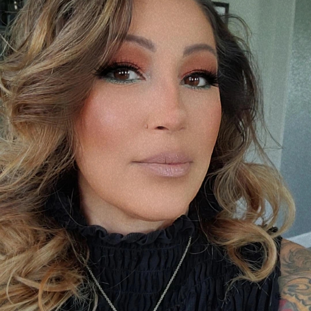 Meet your Posher, Cindy